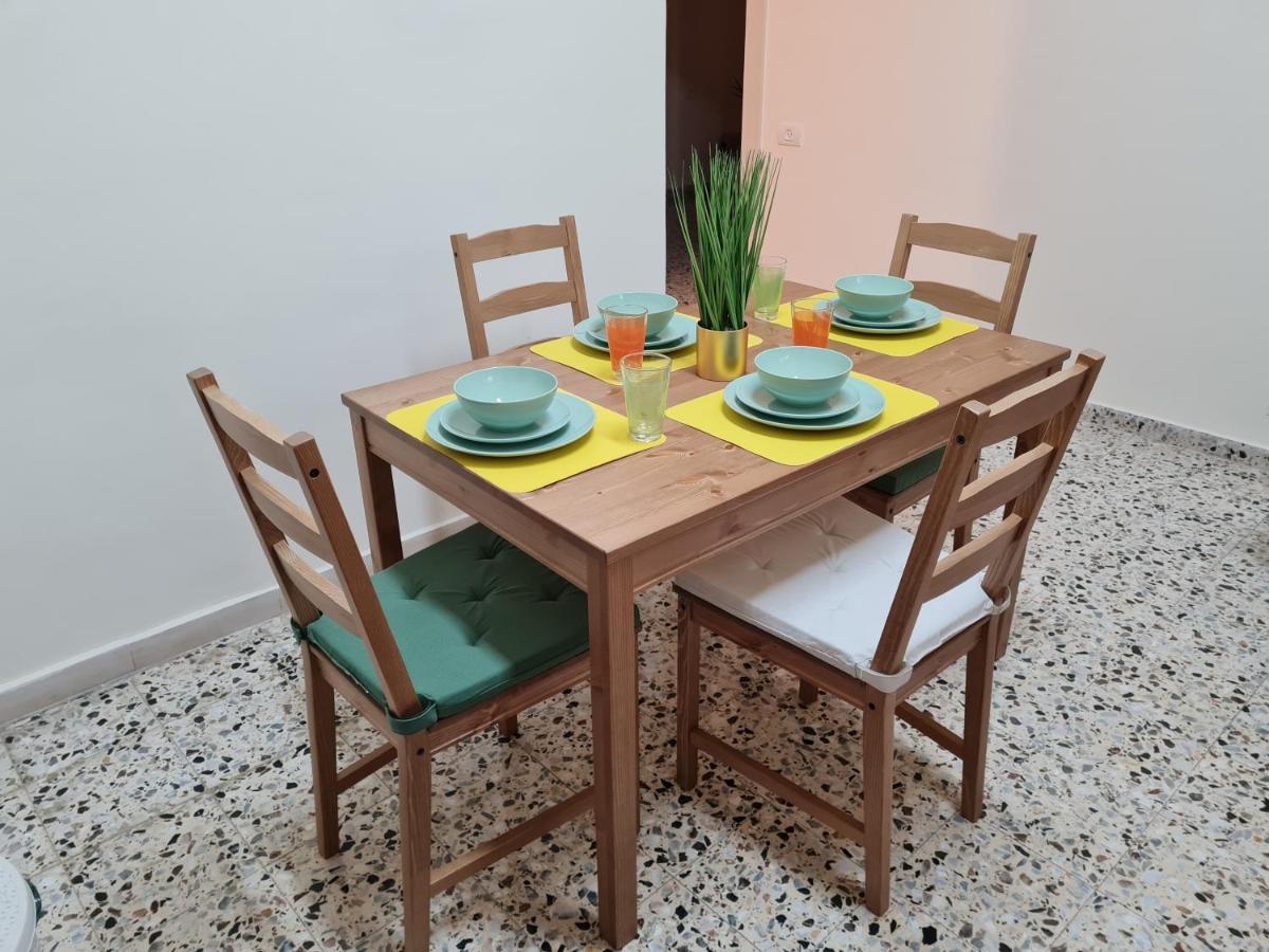 Rizik'S Guest House Nazareth Bagian luar foto